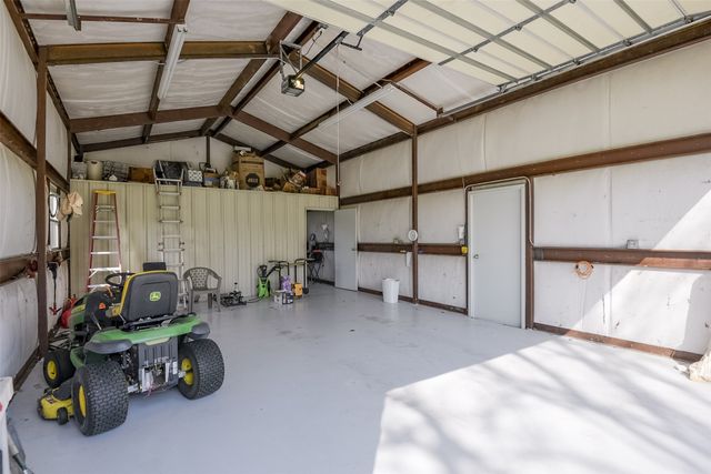 433 Stone Mountain Court, Cresson, TX 76035