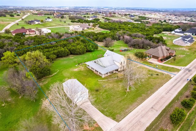433 Stone Mountain Court, Cresson, TX 76035