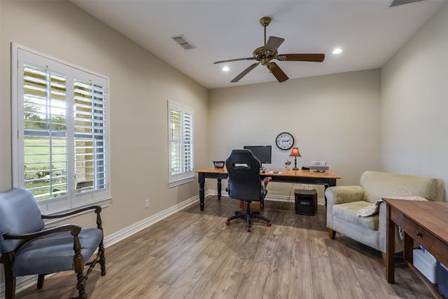 433 Stone Mountain Court, Cresson, TX 76035