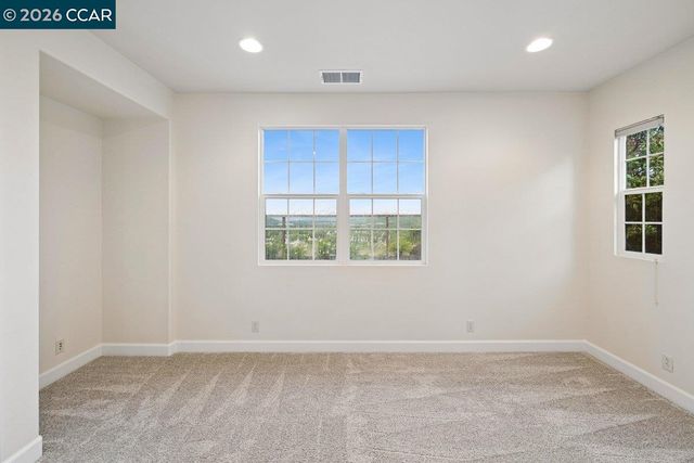 2048 Feathermint Dr, San Ramon, CA 94582