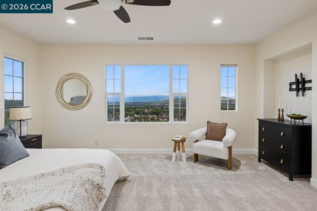 2048 Feathermint Dr, San Ramon, CA 94582