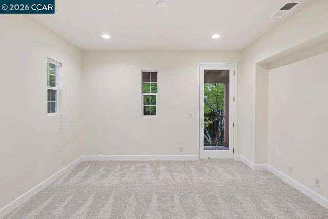 2048 Feathermint Dr, San Ramon, CA 94582