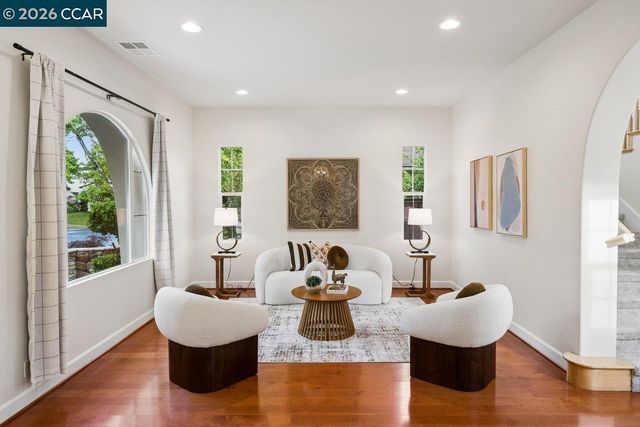 2048 Feathermint Dr, San Ramon, CA 94582