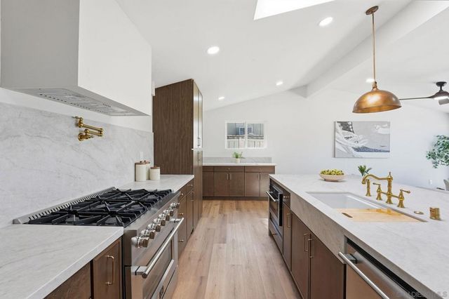 2866 Larkin Place, San Diego, CA 92123