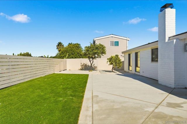 2866 Larkin Place, San Diego, CA 92123