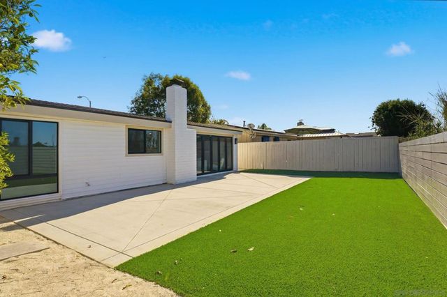 2866 Larkin Place, San Diego, CA 92123