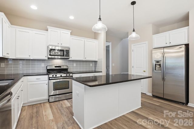 9013 Gailes Drive, Charlotte, NC 28278