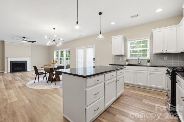 9013 Gailes Drive, Charlotte, NC 28278