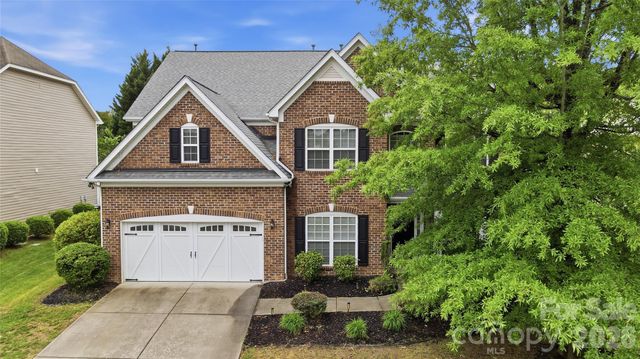 9013 Gailes Drive, Charlotte, NC 28278