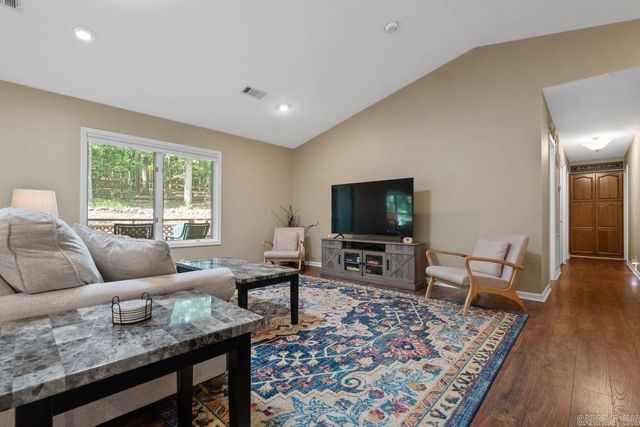 13 Campeon Lane, Hot Springs Village, AR 71909