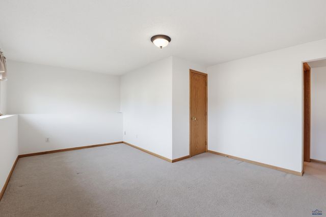 8513 STABLES DR, Piedmont, SD 57769