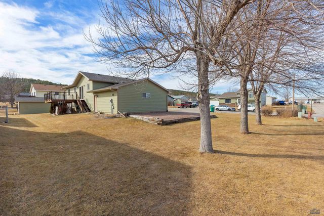 8513 STABLES DR, Piedmont, SD 57769