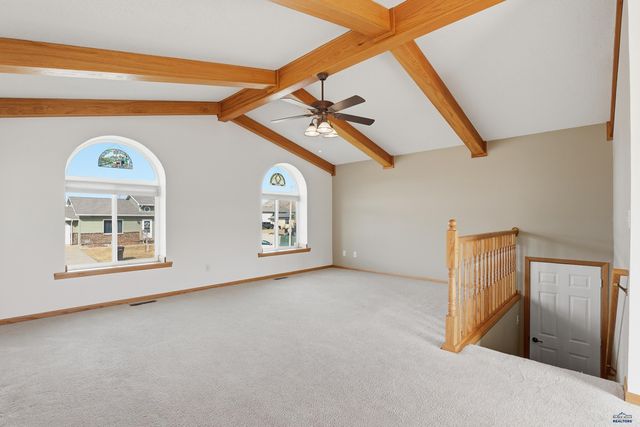 8513 STABLES DR, Piedmont, SD 57769