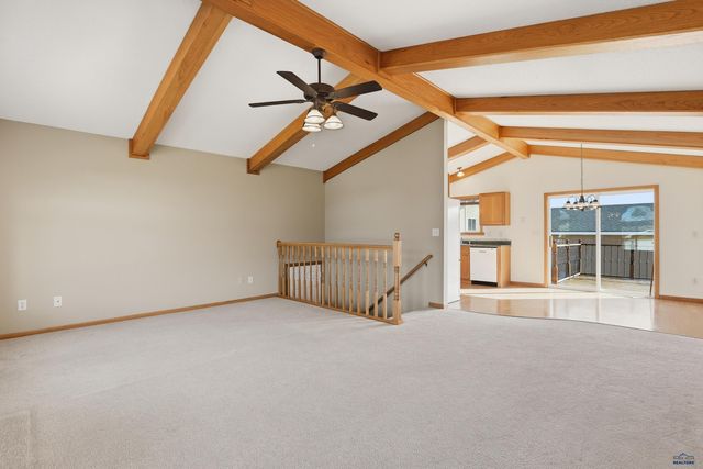 8513 STABLES DR, Piedmont, SD 57769