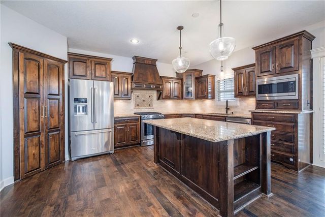 17720 NW 130th Terrace, Platte City, MO 64079