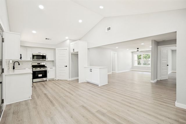 3027 Morgan Drive, Dallas, TX 75241