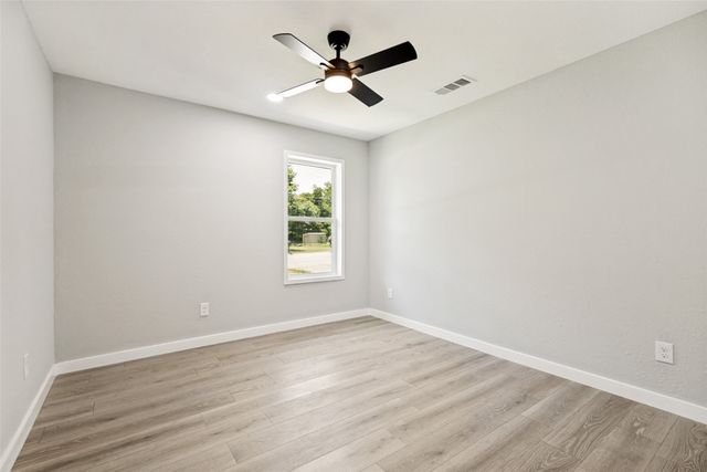3027 Morgan Drive, Dallas, TX 75241
