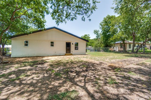 3027 Morgan Drive, Dallas, TX 75241