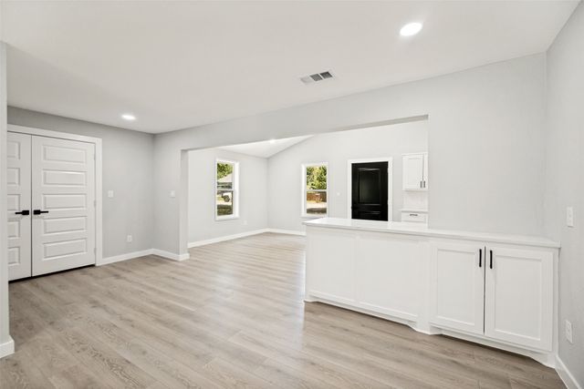 3027 Morgan Drive, Dallas, TX 75241