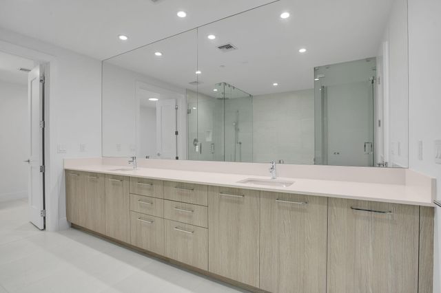 151 N Seabreeze Boulevard 1204, Fort Lauderdale, FL 33304