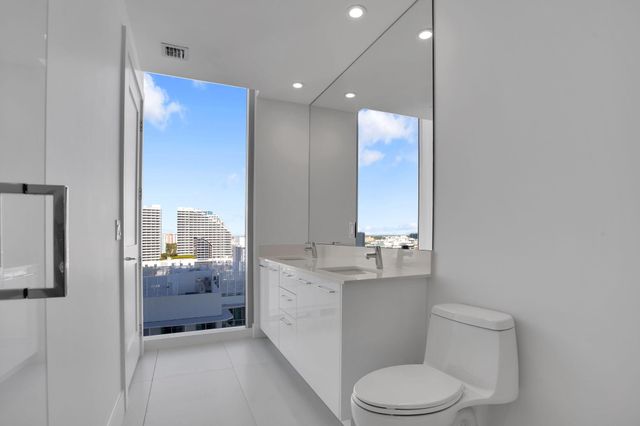 151 N Seabreeze Boulevard 1204, Fort Lauderdale, FL 33304