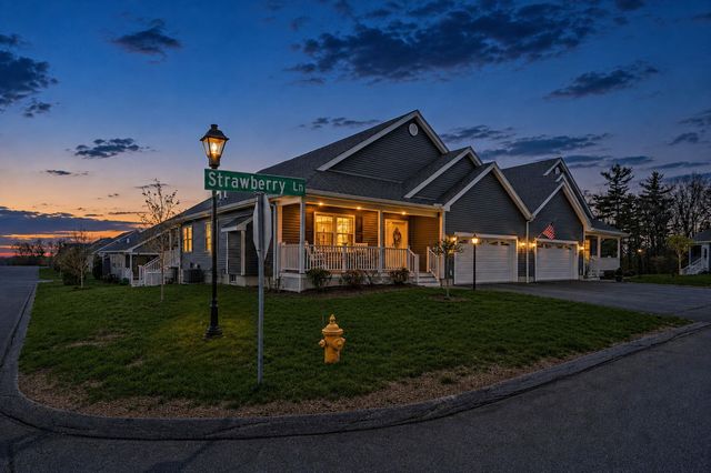 2 Strawberry Lane, Hooksett, NH 03106
