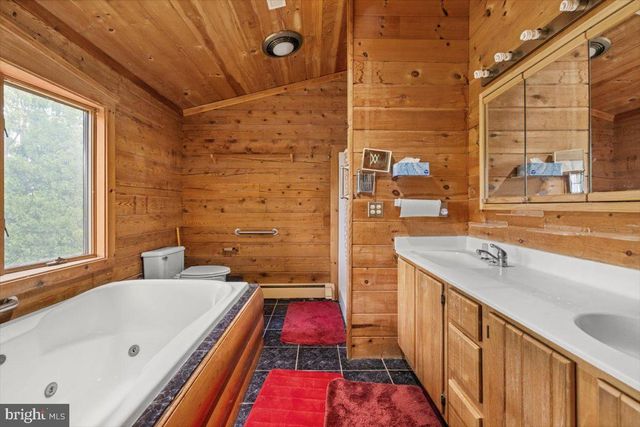 365 STONEY BOTTOM RD, Front Royal, VA 22630