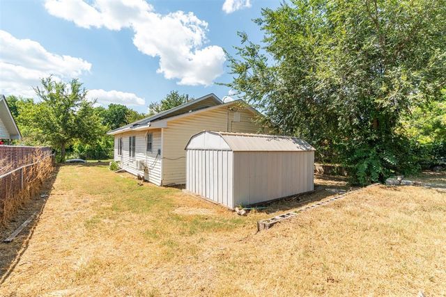 319 S Oklahoma Avenue, Shawnee, OK 74801