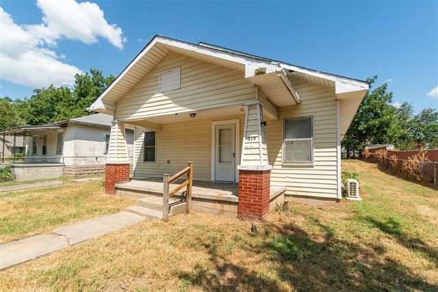 319 S Oklahoma Avenue, Shawnee, OK 74801
