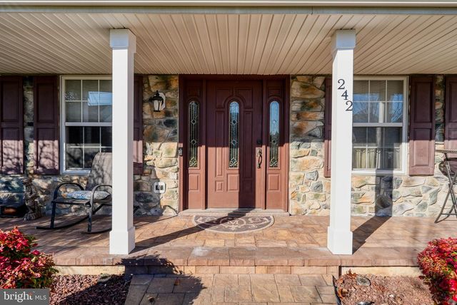 242 SNAPDRAGON ST, Warrington, PA 18976