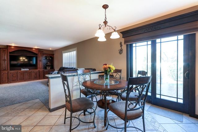 242 SNAPDRAGON ST, Warrington, PA 18976