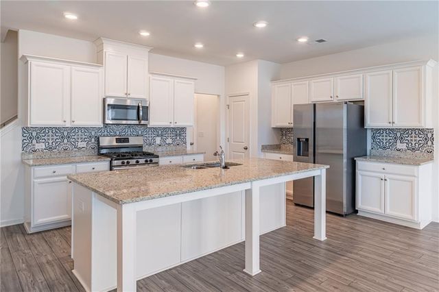 512 Sausalito Walk, Suwanee, GA 30024