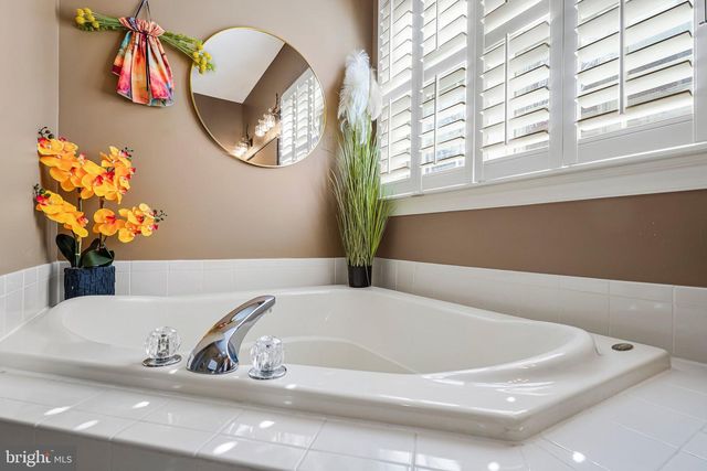 15517 LEGACY WAY, Haymarket, VA 20169