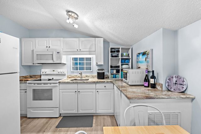 6001 - 1002 S Kings Hwy., Myrtle Beach, SC 29575