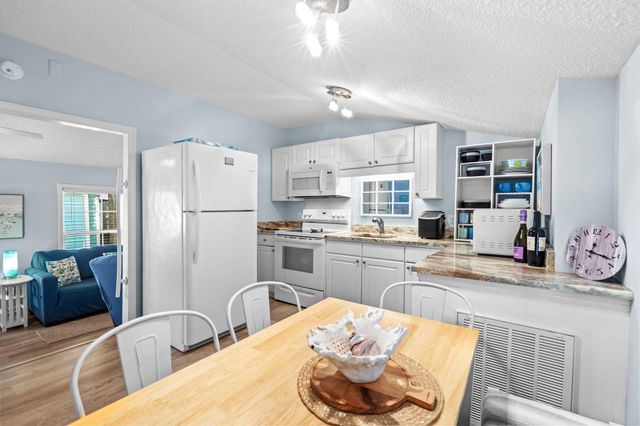 6001 - 1002 S Kings Hwy., Myrtle Beach, SC 29575