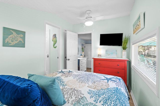6001 - 1002 S Kings Hwy., Myrtle Beach, SC 29575
