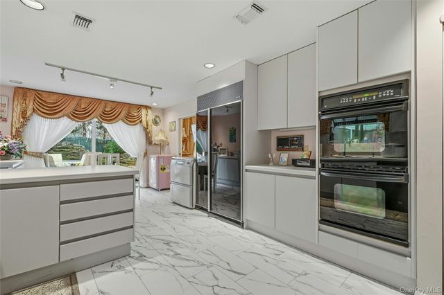 43 Bristol Drive, Manhasset, NY 11030