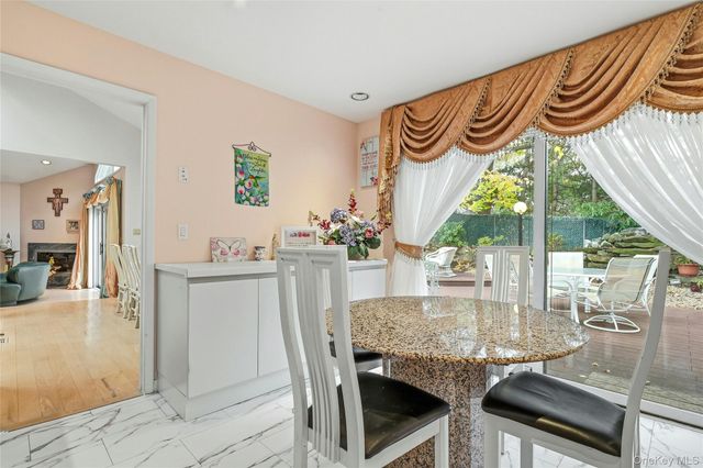 43 Bristol Drive, Manhasset, NY 11030