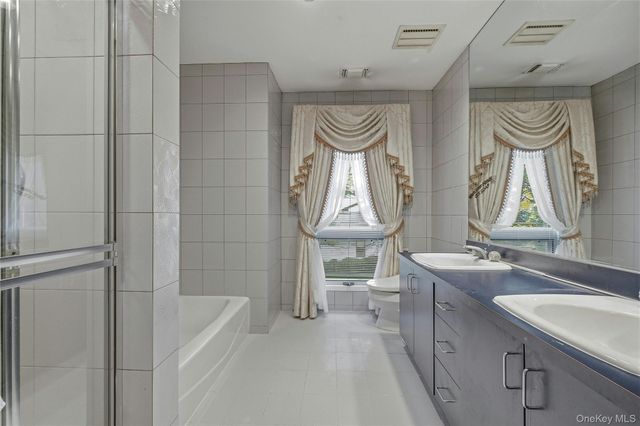 43 Bristol Drive, Manhasset, NY 11030