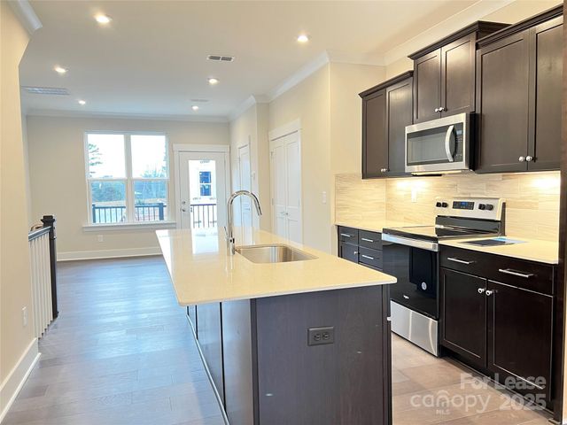 3011 Citizens Lane, Charlotte, NC 28205