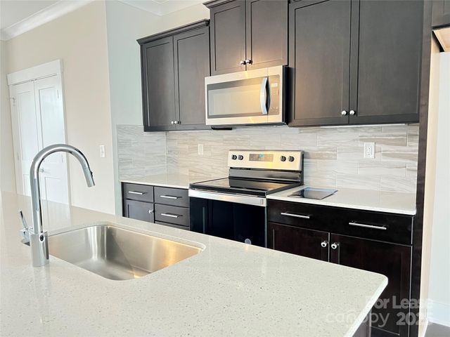 3011 Citizens Lane, Charlotte, NC 28205