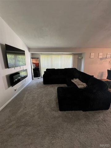 5239 Trailoaks Drive, Black Jack, MO 63033