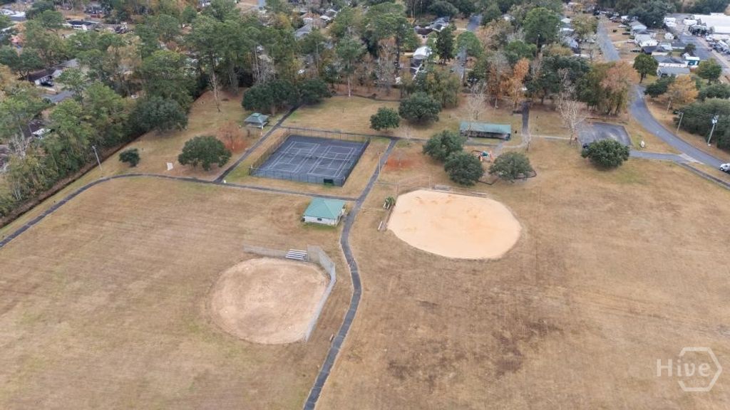 Image 36 of property listing at 325 Manor Drive, Savannah, GA 31404