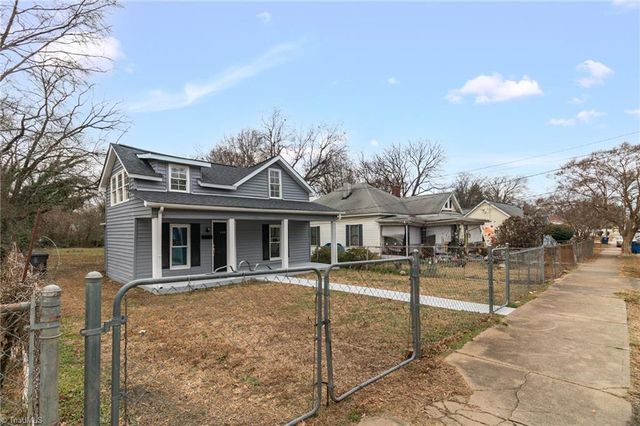 2400 Peachtree Street, Winston-salem, NC 27107