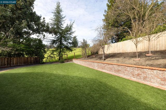 2705 Mossy Oak Dr, Danville, CA 94506