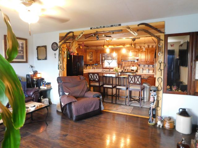 417 Old Highway 31 E, Bethpage, TN 37022