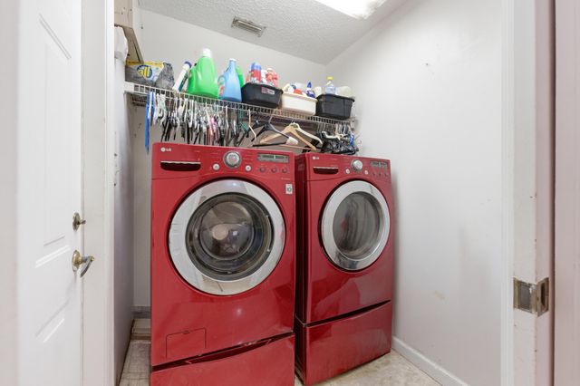113 E Saratoga Blvd Boulevard E, Royal Palm Beach, FL 33411