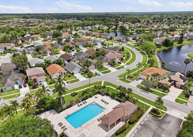 113 E Saratoga Blvd Boulevard E, Royal Palm Beach, FL 33411