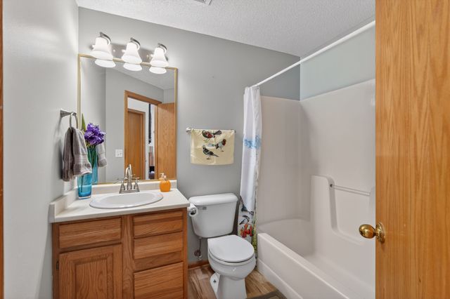 2461 Patricia Drive Bldg E, Urbandale, IA 50322