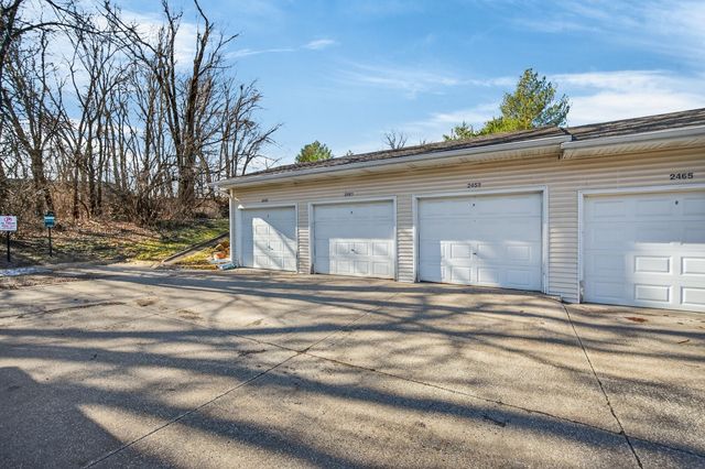 2461 Patricia Drive Bldg E, Urbandale, IA 50322